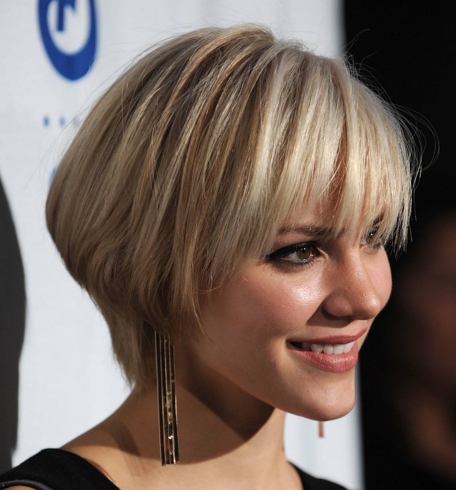 Cute Bob Haircuts
 50 Oustanding Short Bob Hairstyles