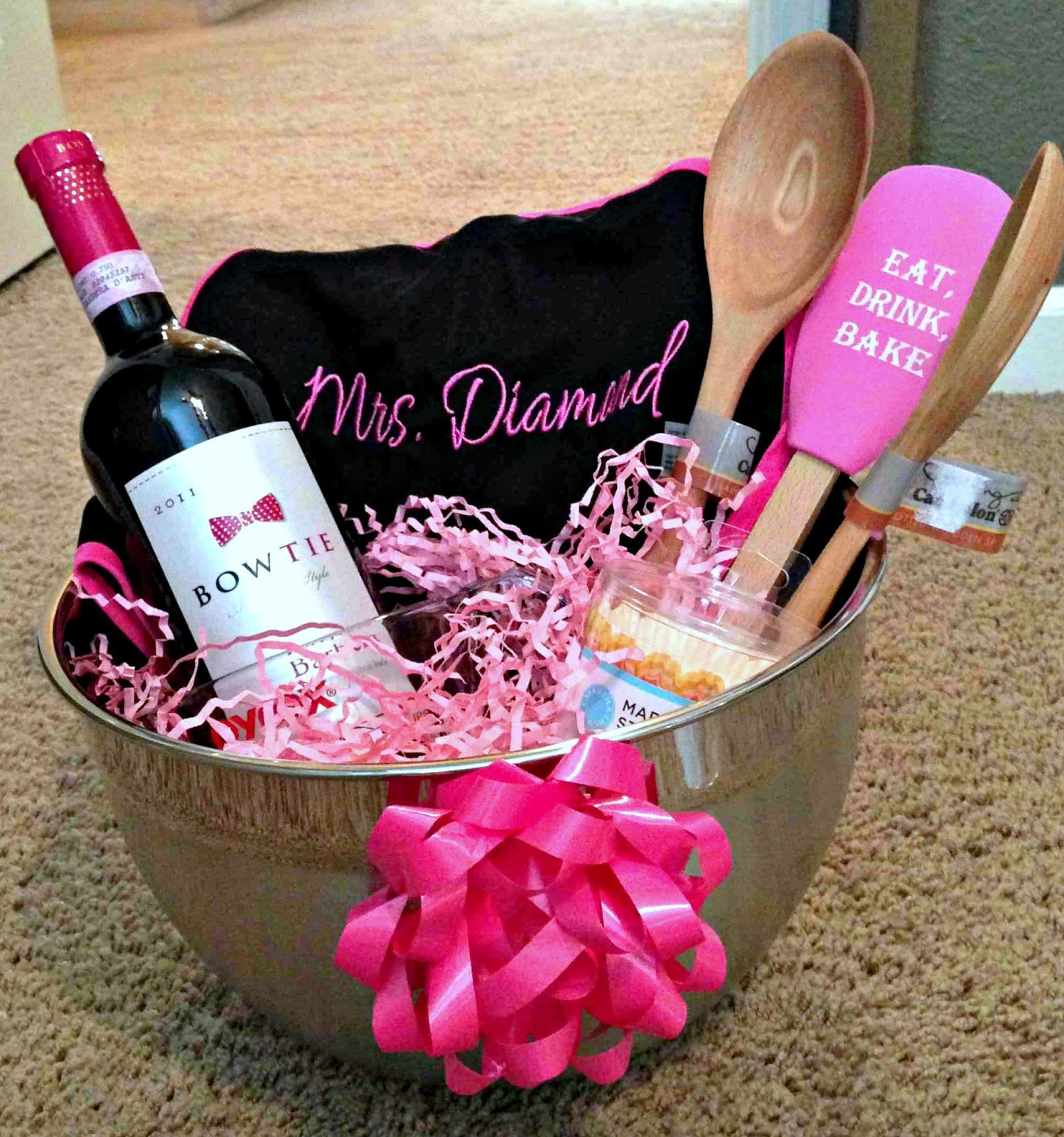 Cute Bridal Shower Gift Basket Ideas
 all things katie marie Bridal Shower Present