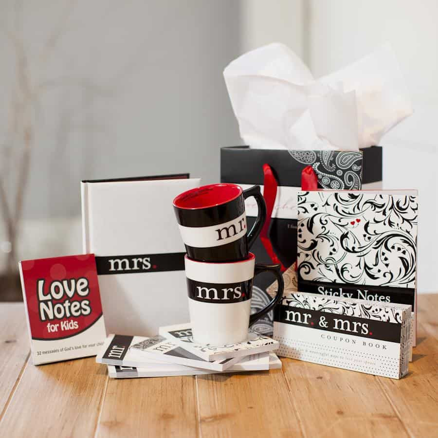 Cute Couple Gift Ideas
 6 Beautiful Wedding Gift Ideas for Christian Couples