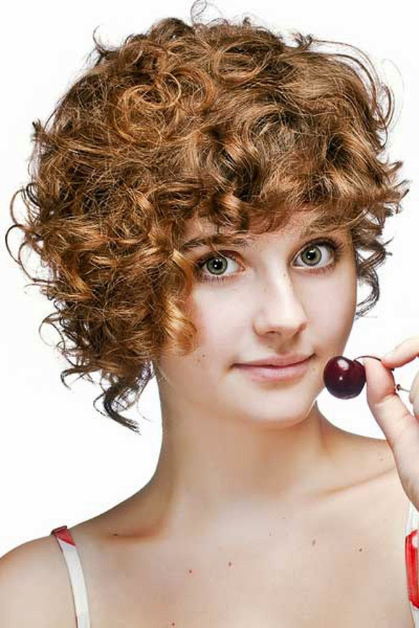 Cute Curly Hairstyles For Short Hair
 Cute Short Curly Hairstyle for Girls Girls Hairstyles