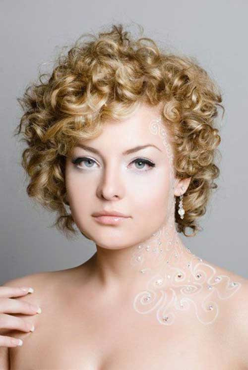 Cute Curly Hairstyles For Short Hair
 20 Cute Short Haircuts For Curly Hair