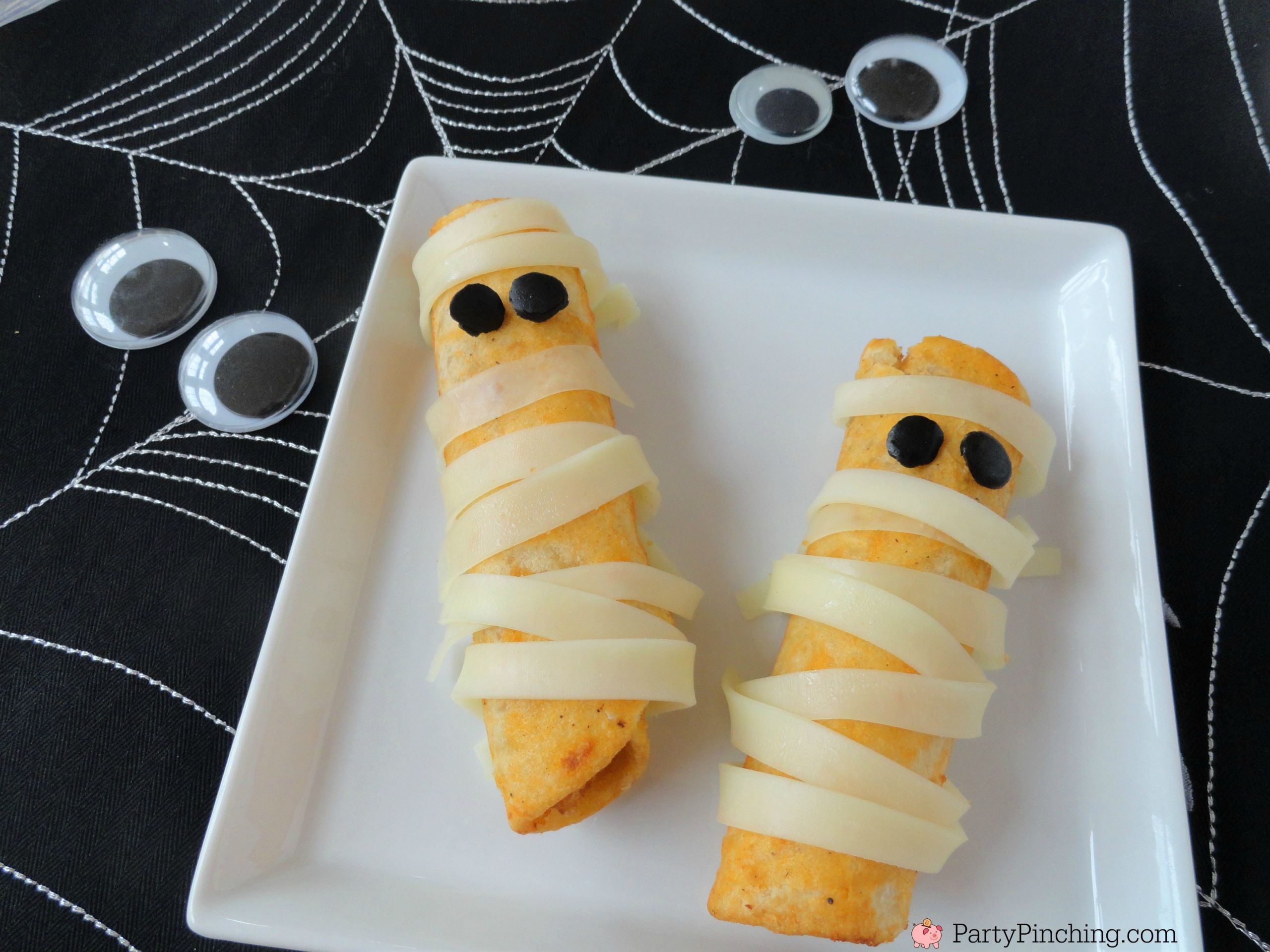 Cute Halloween Food Ideas For Party
 mummy Halloween appetizers fun Halloween kids party food