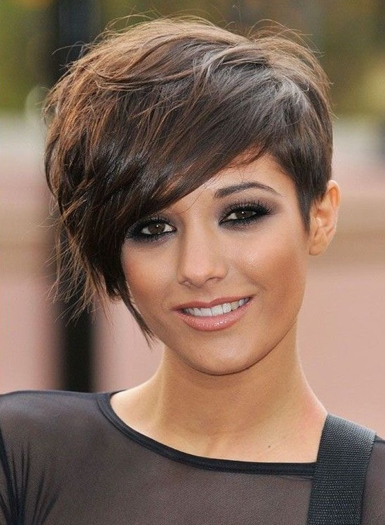 Cute Short Medium Hairstyles
 Cute and Stylish Hairstyles 2014 For Girls FunPulp