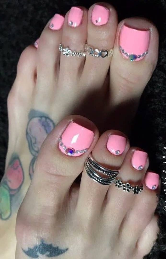 Cute Toe Nail Colors
 38 Adorable Toe Nail Designs For This Summer Pedicure