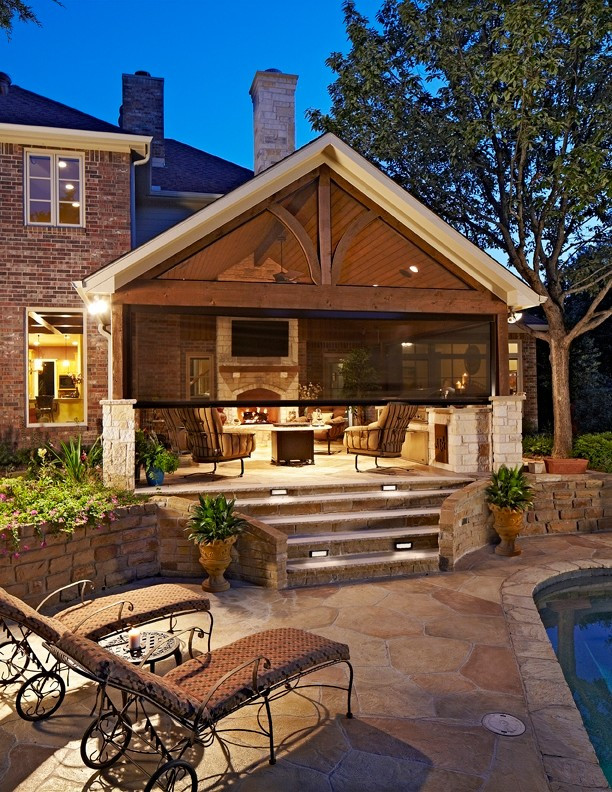 Dallas Outdoor Kitchen
 Outdoor Kitchen Traditional Patio Dallas by