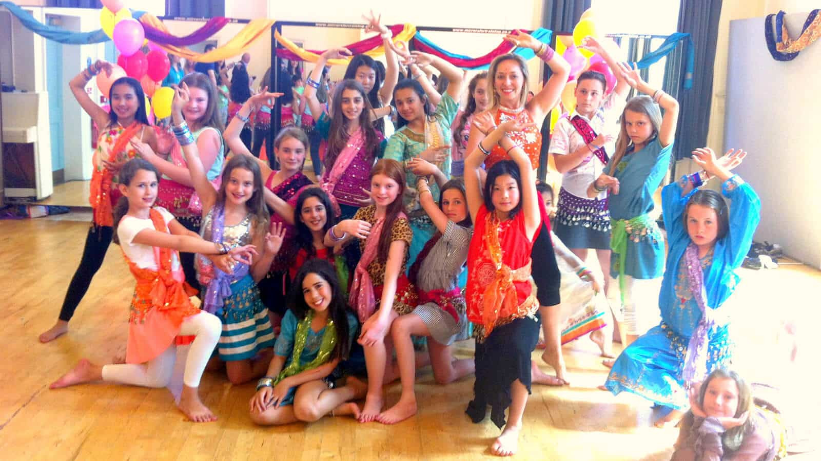 Dance Party Kids
 Bollywood Kids Parties – Bollywood Vibes – Bollywood London