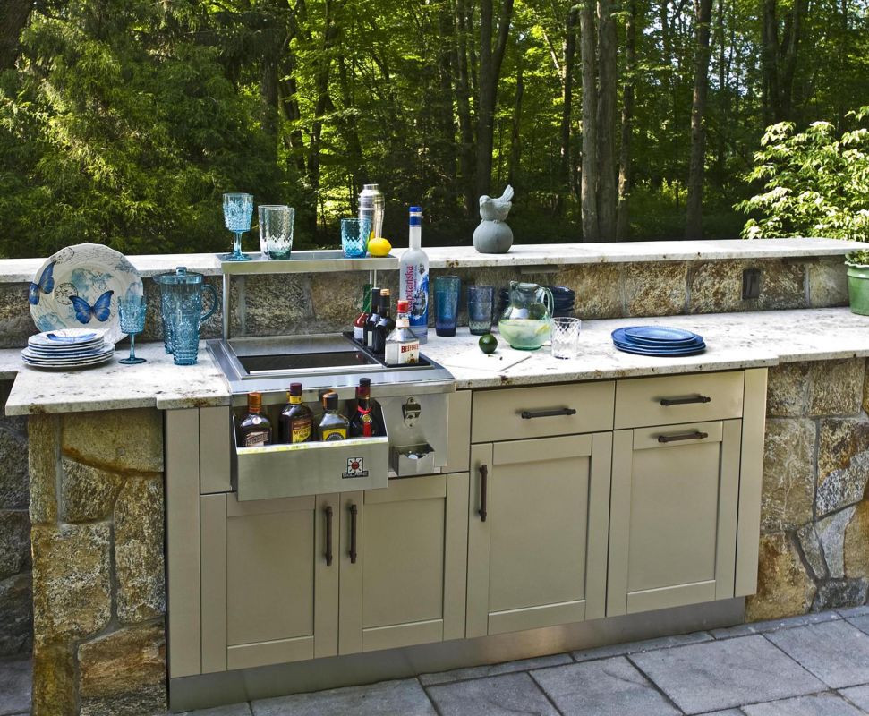 Danver Outdoor Kitchens
 Danver Outdoor Kitchens