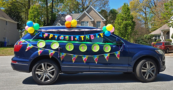 Decorate Car For Birthday
 Be Safe AND Social With These Drive By Party Ideas