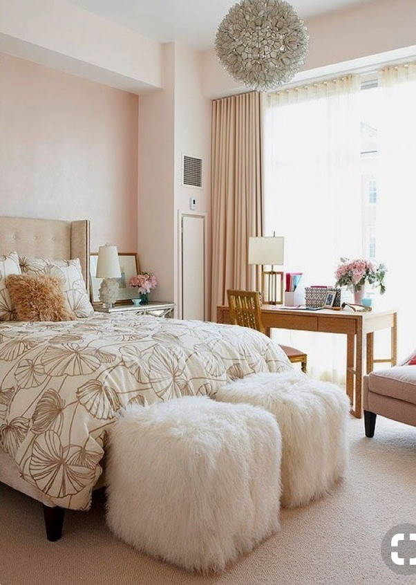 Decorate My Bedroom
 How should I decorate my bedroom if it’s painted pale pink