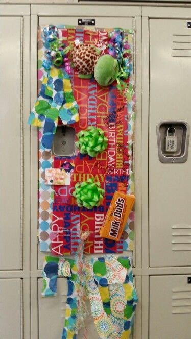 Decorated Lockers For Birthdays
 Decorating someone s locker for their birthday