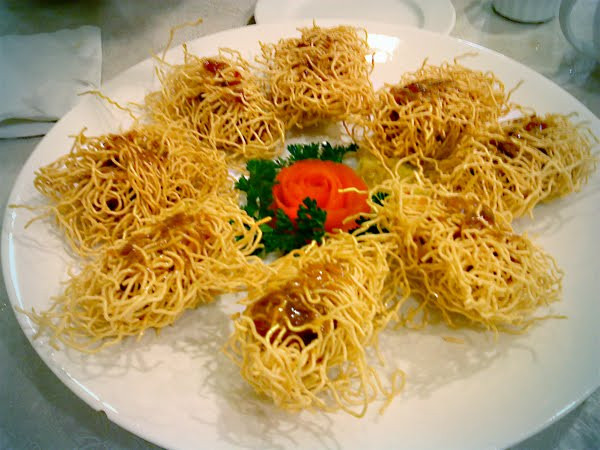 Deep Fried Noodles
 Veggie Monkey Eats Spicy Ve arian Cuisine