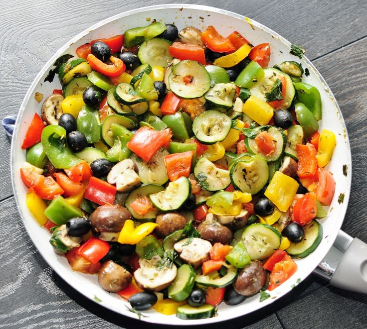 Delicious Vegetable Side Dishes
 Rainbow Ve able Side Dish with Olives and Mushrooms