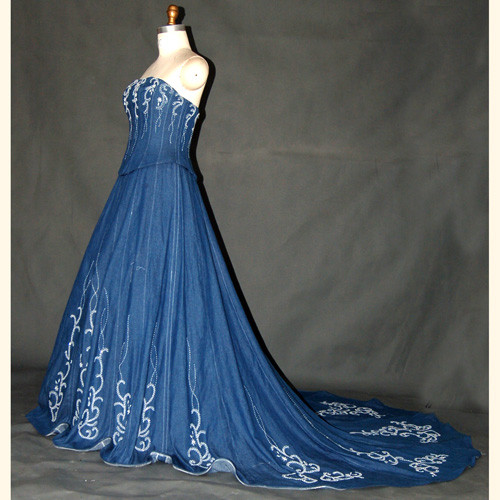 Denim Wedding Dress
 Denim Wedding Dresses Delightful or Dreadful