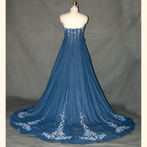 Denim Wedding Dress
 Denim Wedding Dresses Delightful or Dreadful