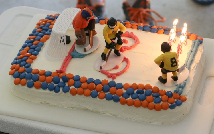 Design Your Own Birthday Cake
 10 Easy Tips to Bake a Sports Birthday Cake With Kids