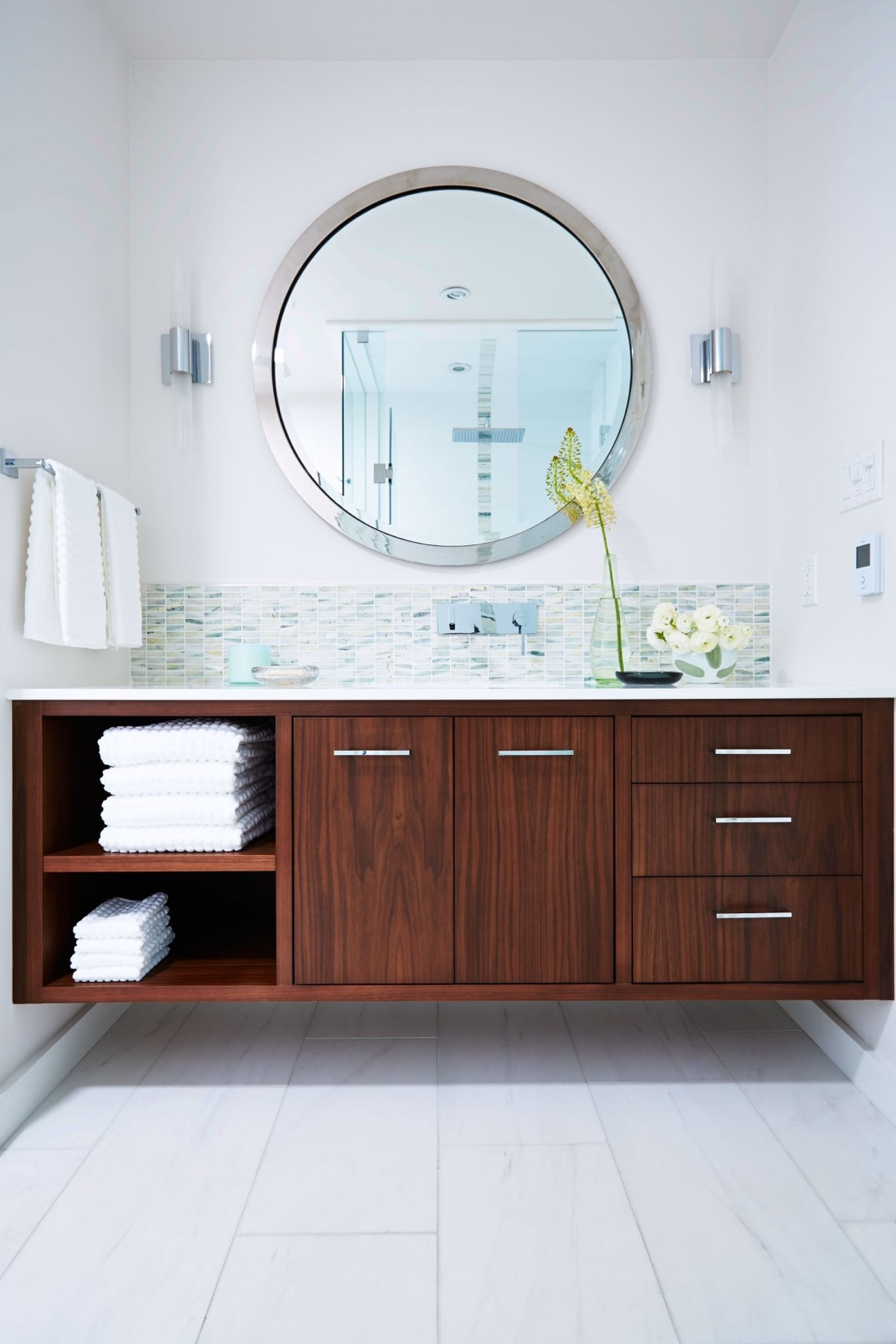 Designer Bathroom Vanities
 40 Modern Bathroom Vanities That Overflow With Style