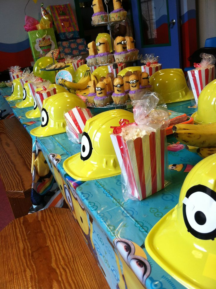 Despicable Me Birthday Party Supplies
 17 Best images about Despicable me on Pinterest