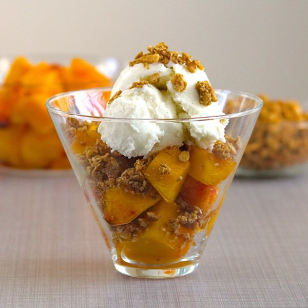 Desserts With Peaches Quick And Easy
 Quick and Easy Peachy Dessert