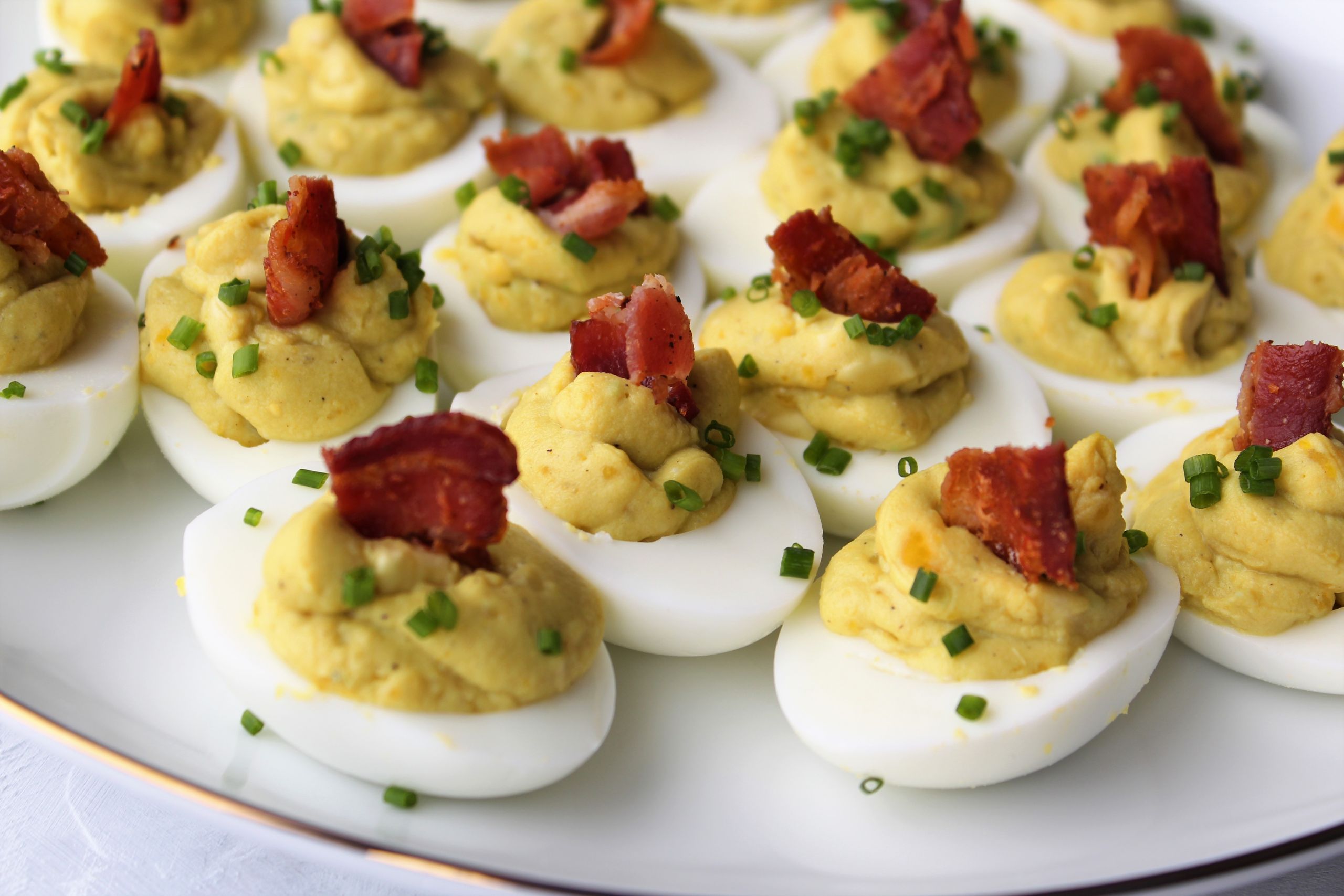 Deviled Eggs With Bacon
 Avocado Bacon Deviled Eggs – Ways to my Heart