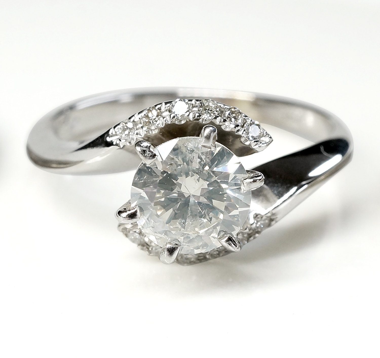 Diamond Engagement Rings On Sale
 ON SALE 1 carat Engagement Diamond Ring Solitaire ring