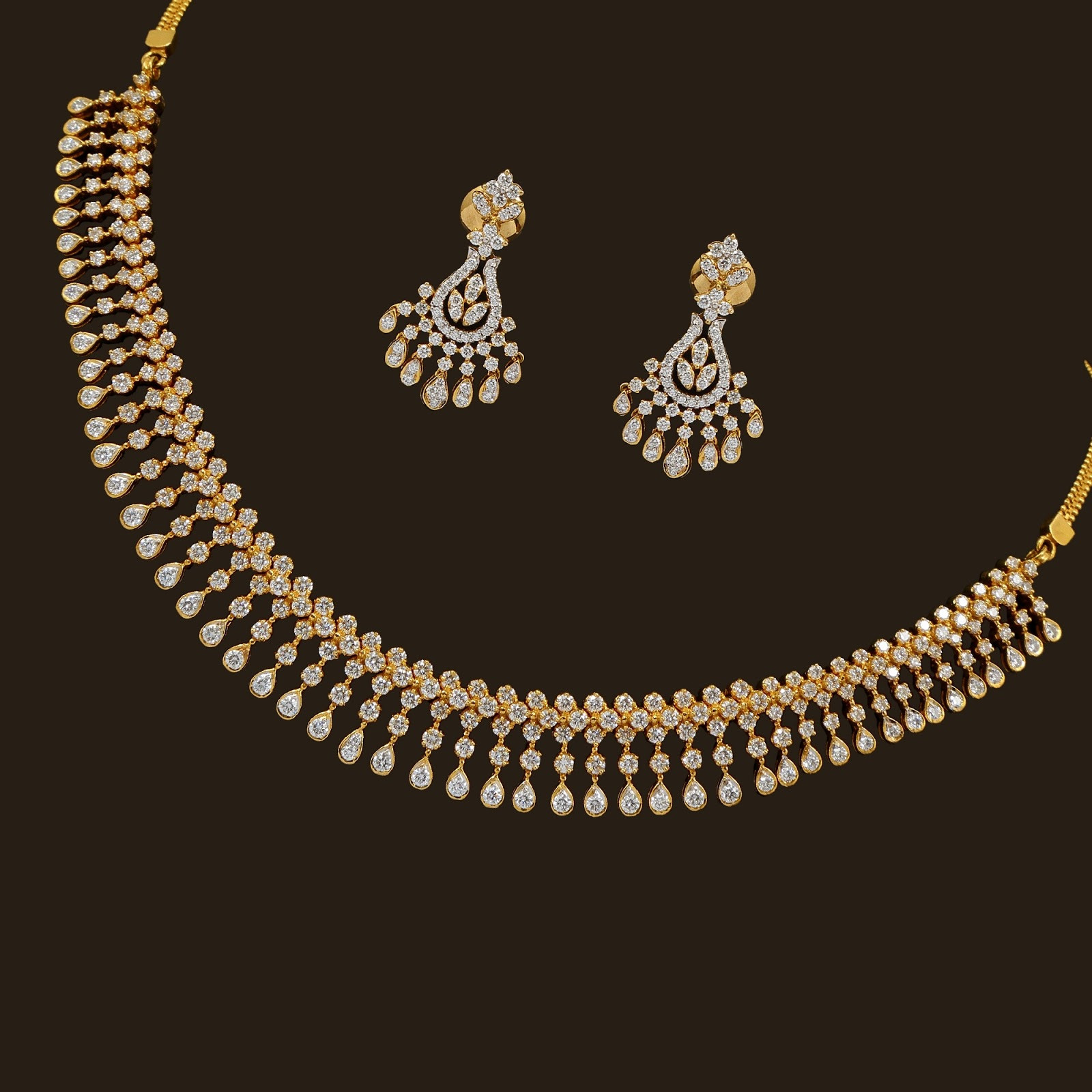 Diamond Necklace Sets
 Sale news and Shopping details Vummidi Diamond Necklace Sets