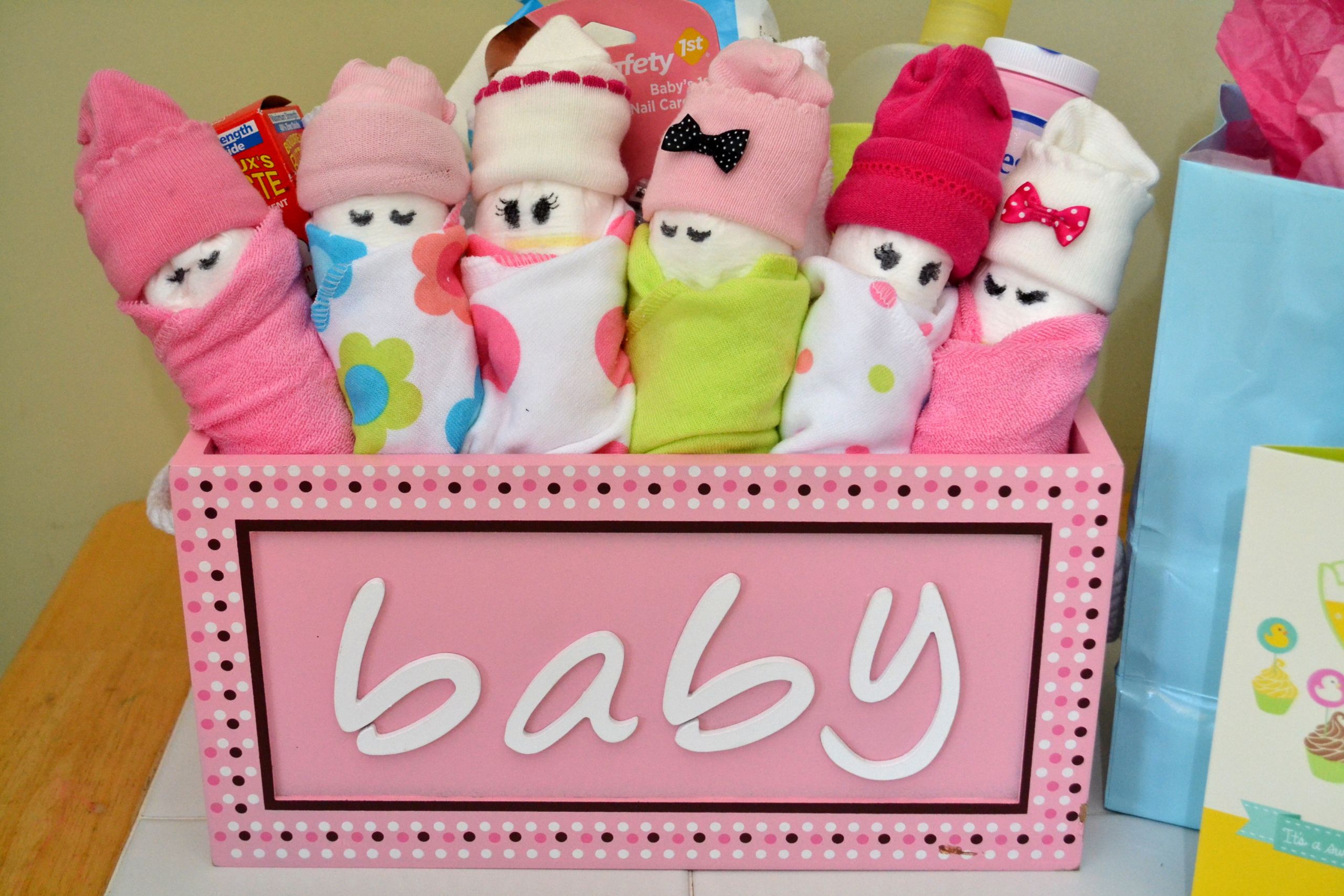 Diaper Baby Shower Gift Ideas
 Essential Baby Shower Gifts & DIY Diaper Babies