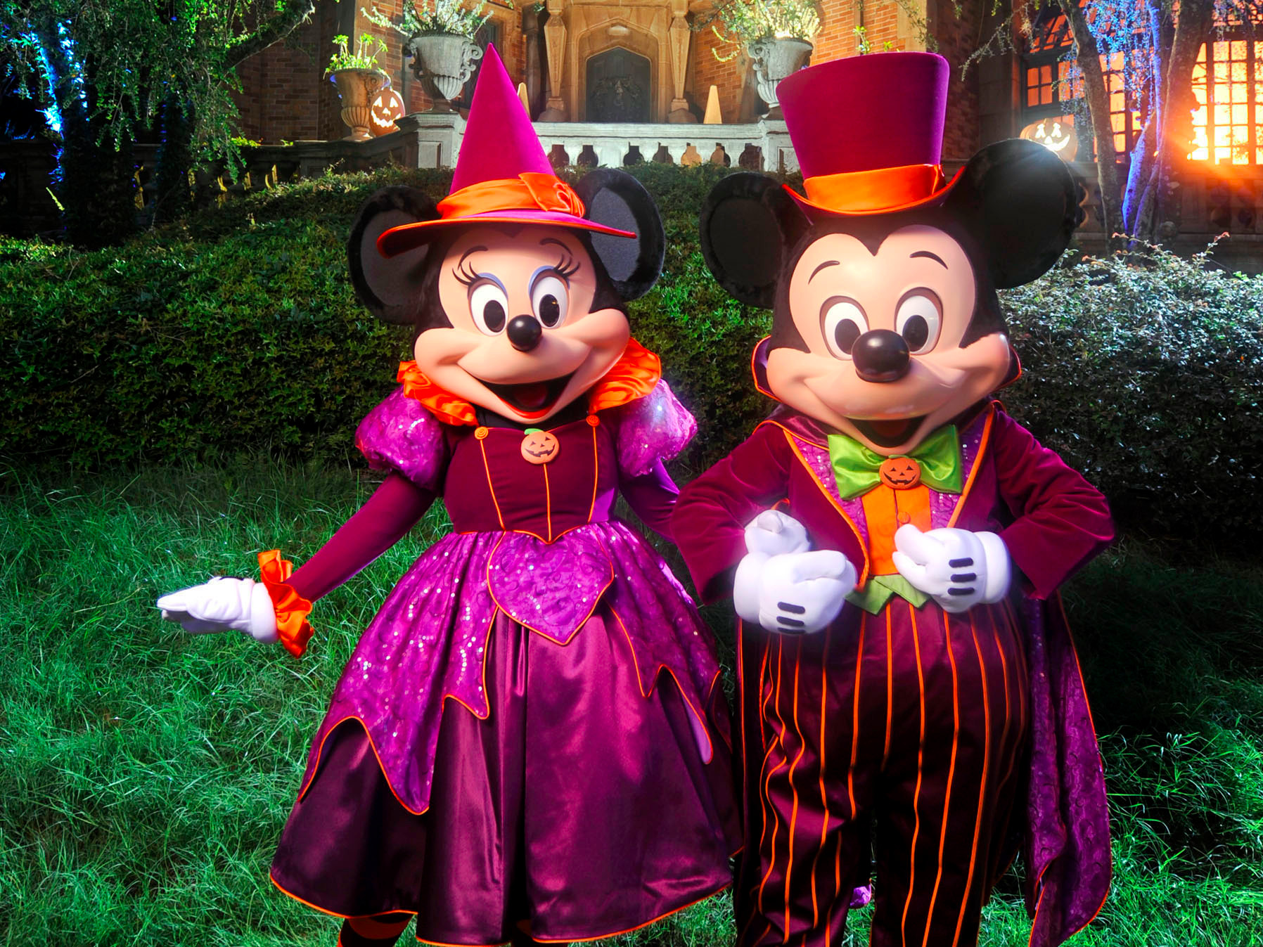 Disney Halloween Party Ideas
 Why adults can t wear costumes to Disney Parks Business