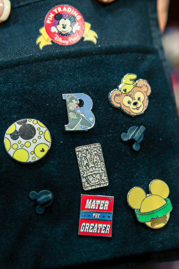 Disney Pins
 Five Essential Newbie Pin Trading Tips TravelingMom