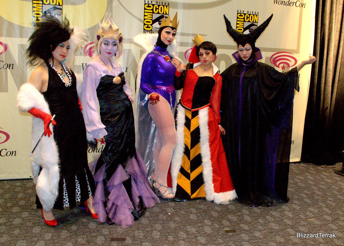 Disney Villain Costumes DIY
 Disney Villain Girls Love