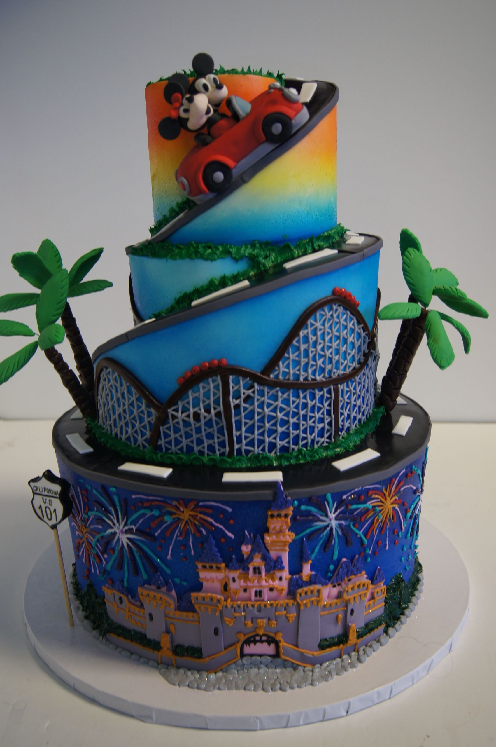 Disneyland Birthday Cake
 Disneyland cake