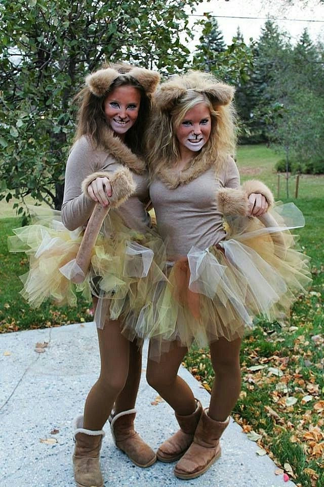 DIY Adult Lion Costume
 Wizard of Oz lioness Halloween costumes
