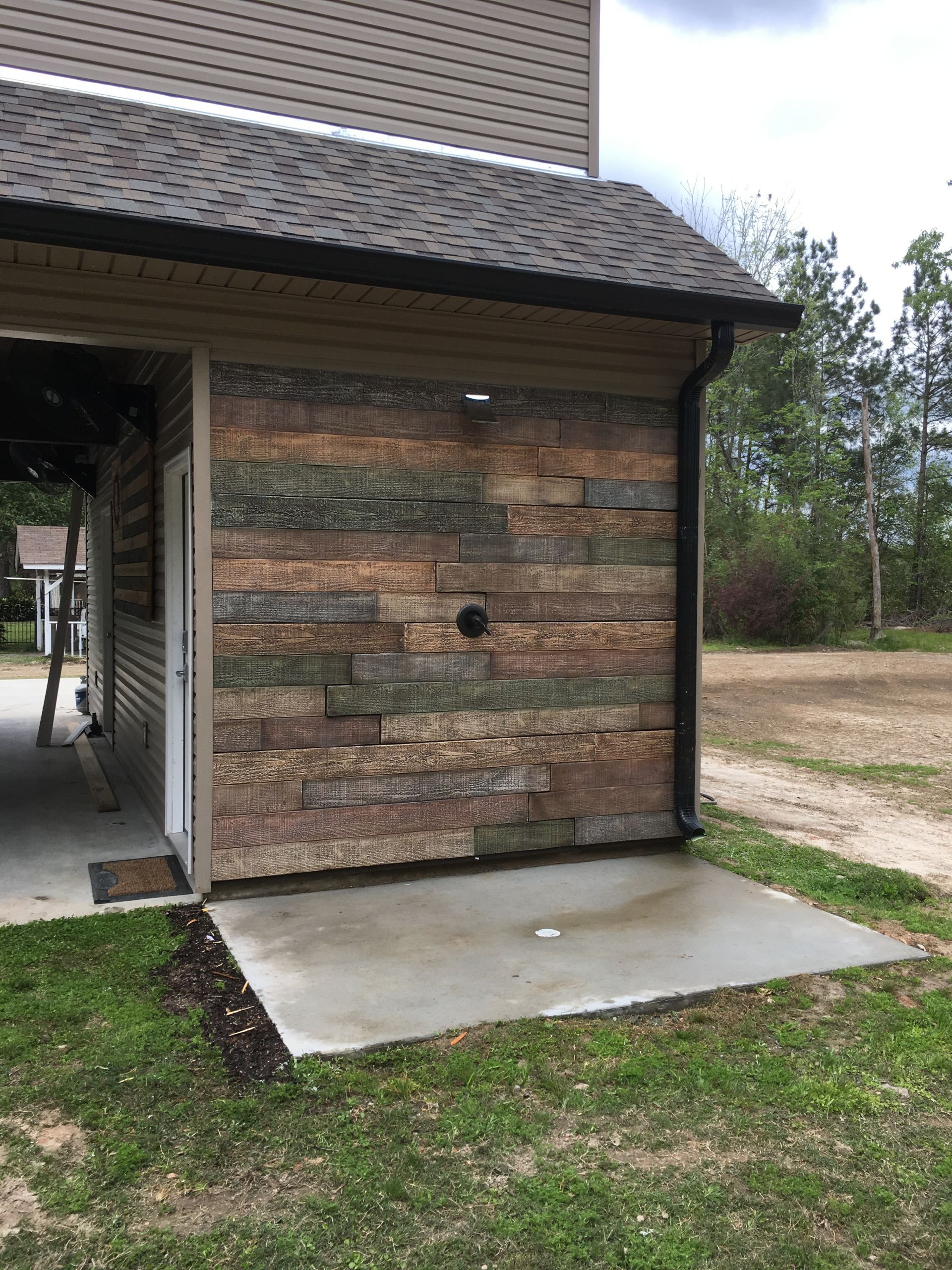 DIY Barn Wood Wall
 DIY Outdoor Shower Wall Barn Board Style