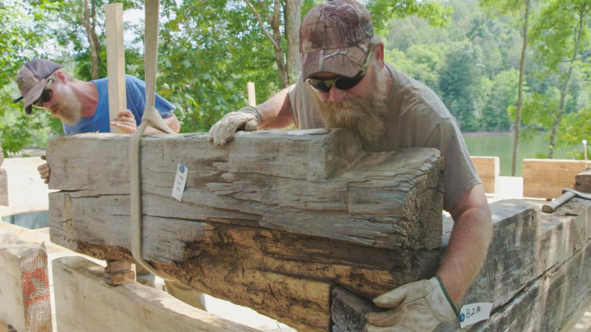 DIY Barnwood Builders
 The Last Cabin in Roanoke Barnwood Builders