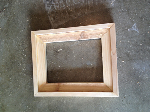 DIY Barnwood Picture Frame
 DIY Easy Barnwood Frame and Free Printables