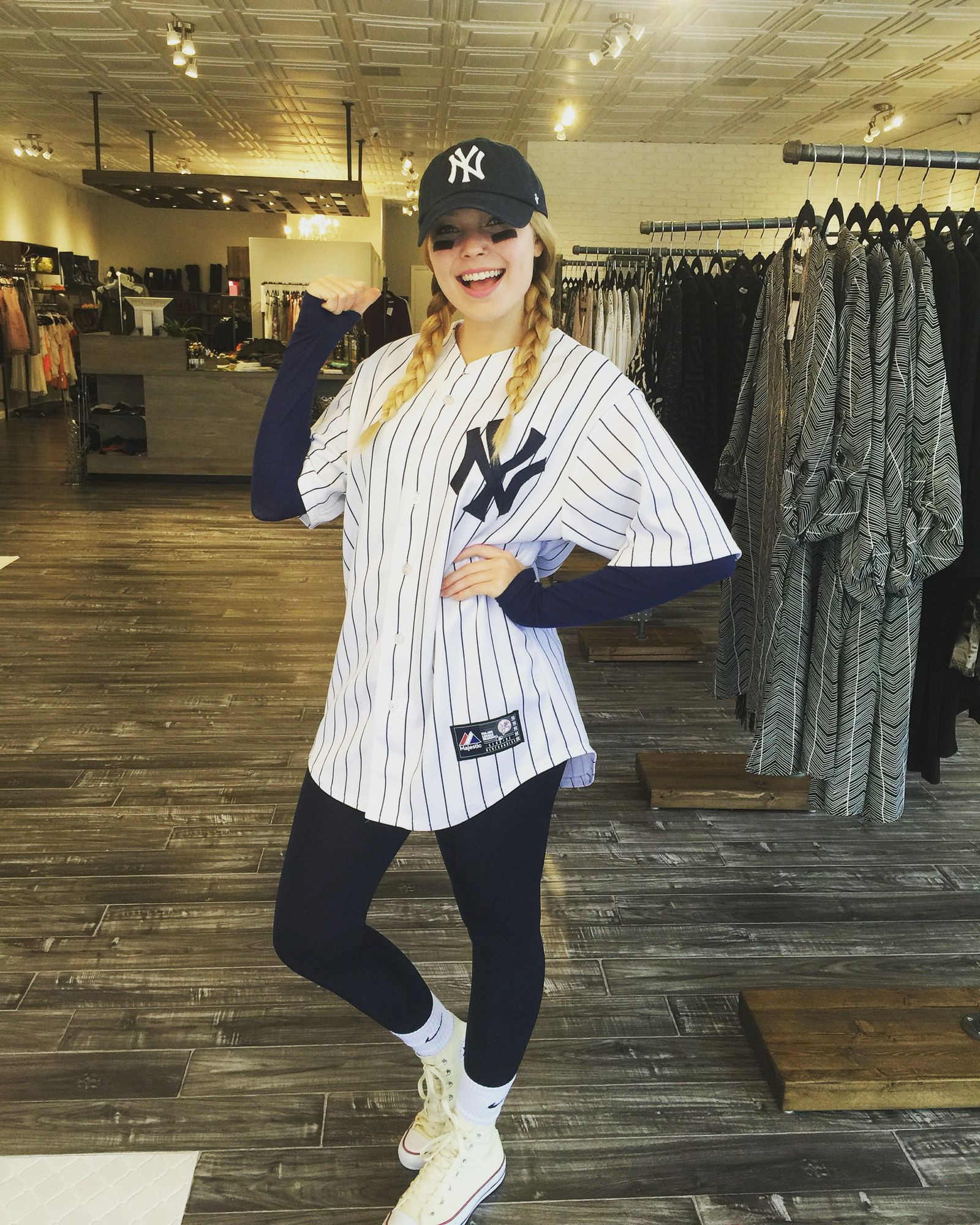 DIY Baseball Player Costume
 Yankees costume baseball halloween