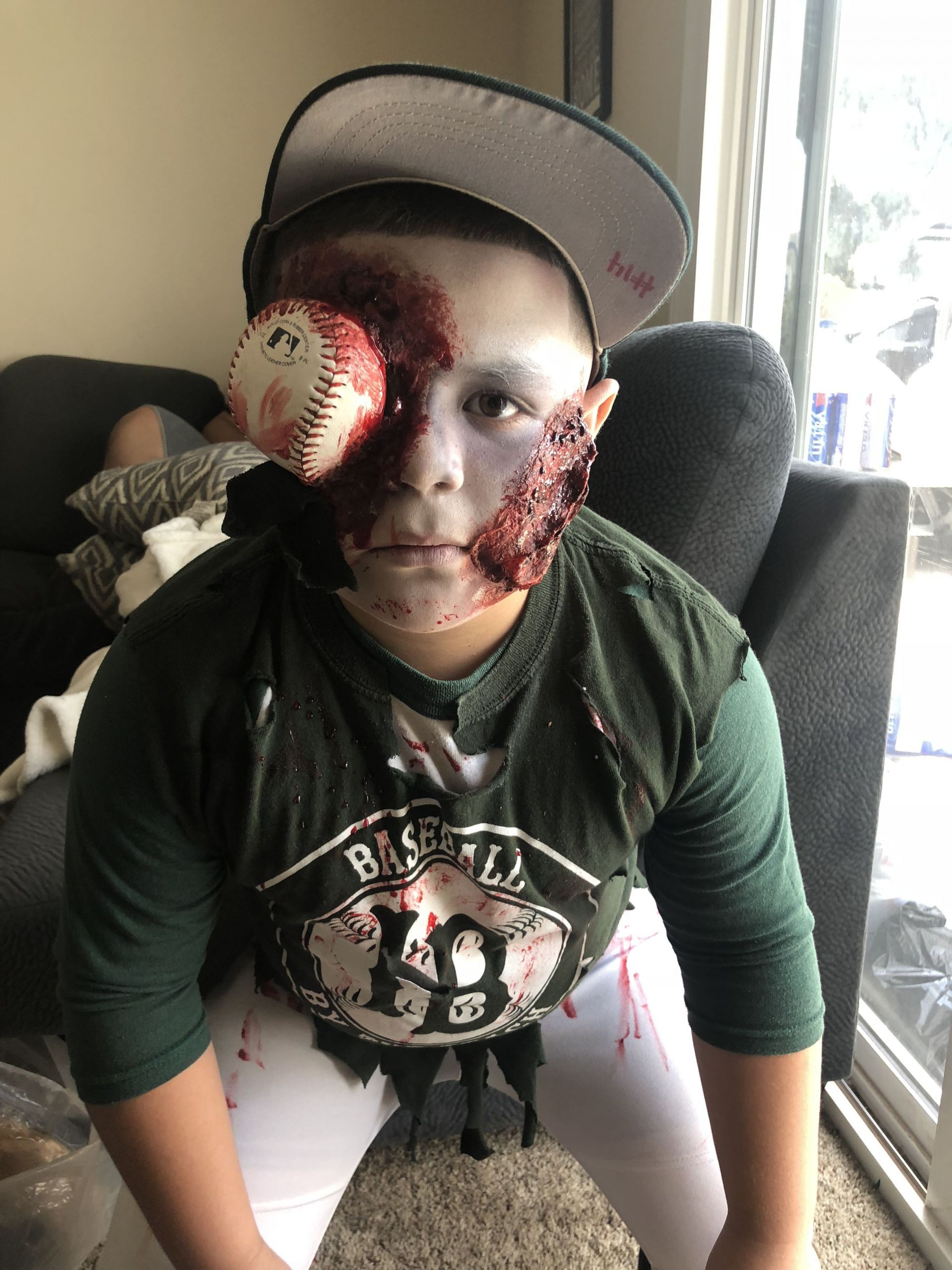 DIY Baseball Player Costume
 Dead baseball player zombie baseball player