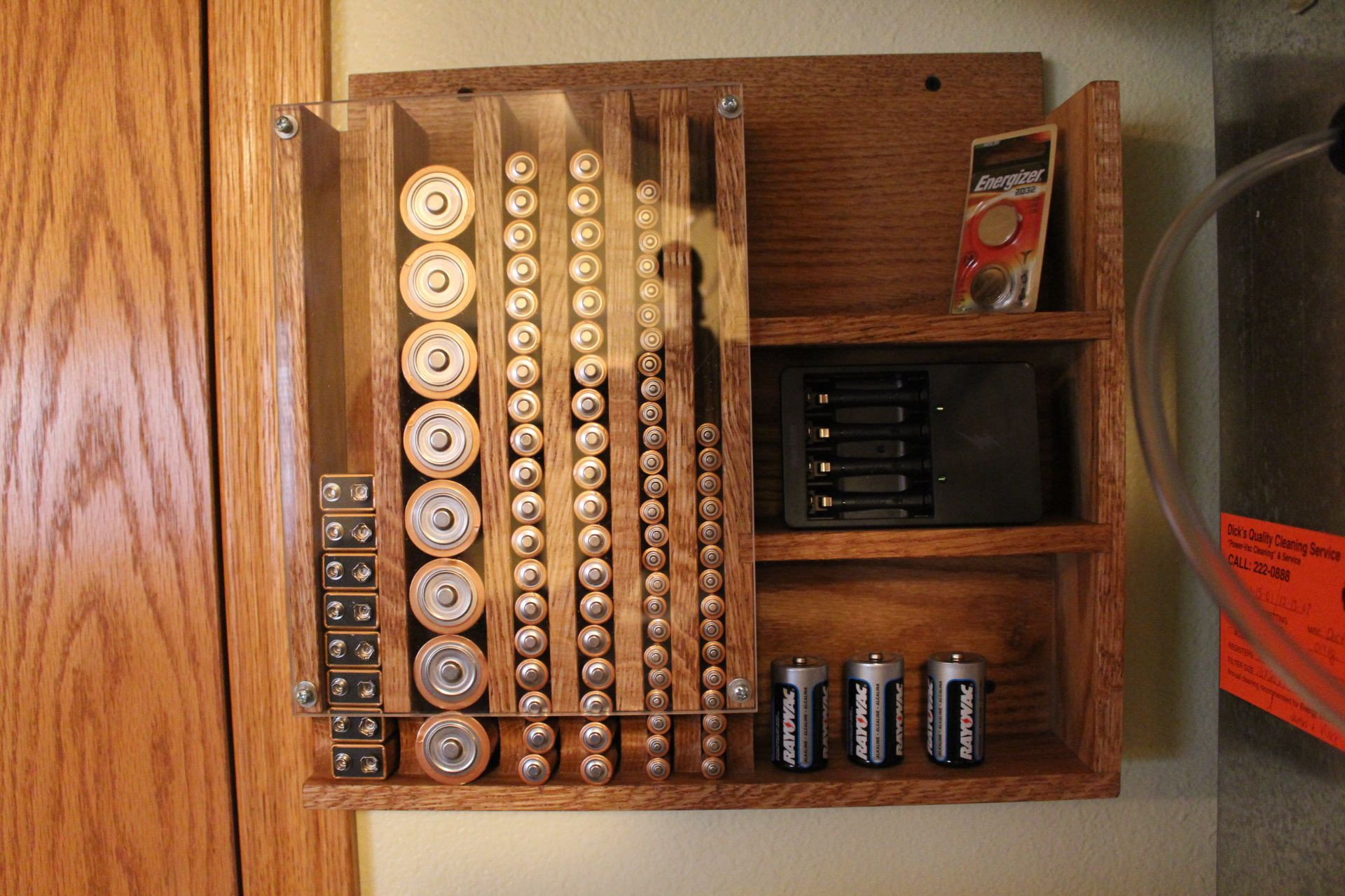 DIY Battery Organizer
 DIY battery dispenser With images