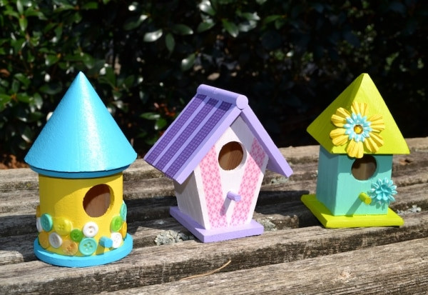 DIY Birdhouse For Kids
 How to Make a Spring DIY Birdhouse Craft for Kids