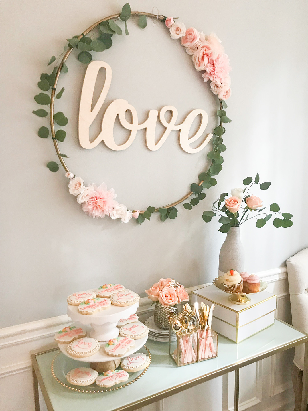 DIY Bridal Shower Decoration
 DIY Hula Hoop Love Sign Blush and Gold Bridal Shower Decor