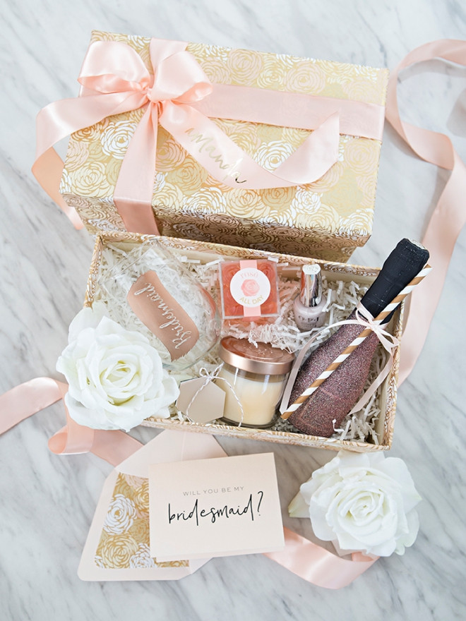 DIY Bridesmaid Box
 How To Make The Sweetest "Will You Be My Bridesmaid " Gift