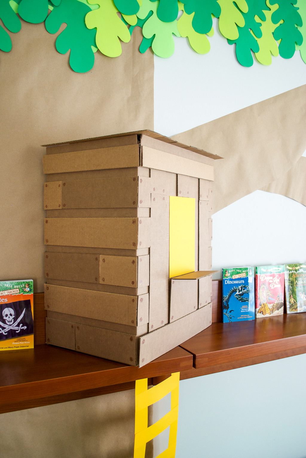 DIY Cardboard Decor
 DIY Cardboard & Paper Magic Tree House Birthday Party