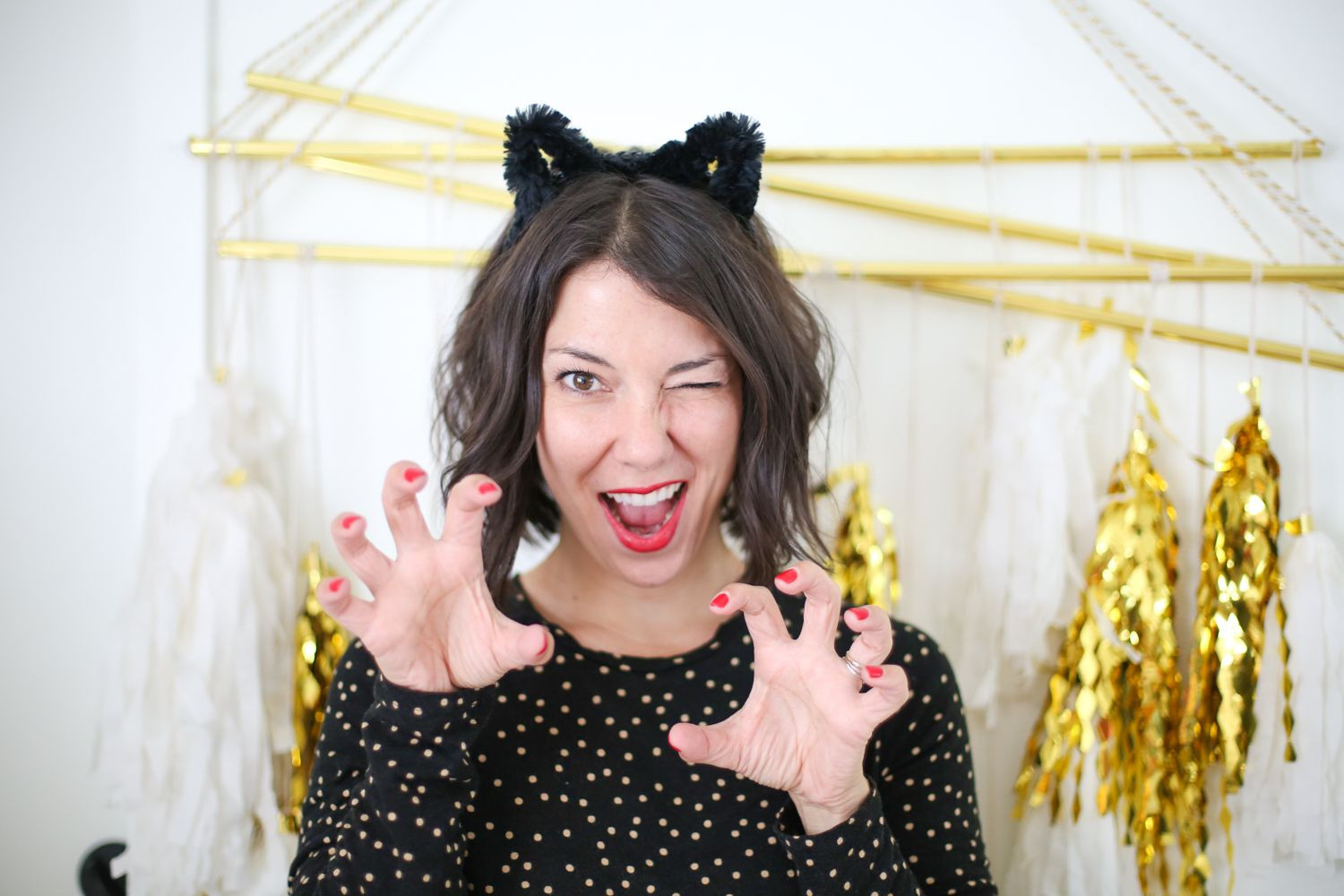 DIY Cat Costume For Adults
 50 Easy DIY Halloween Costume Ideas for Adults