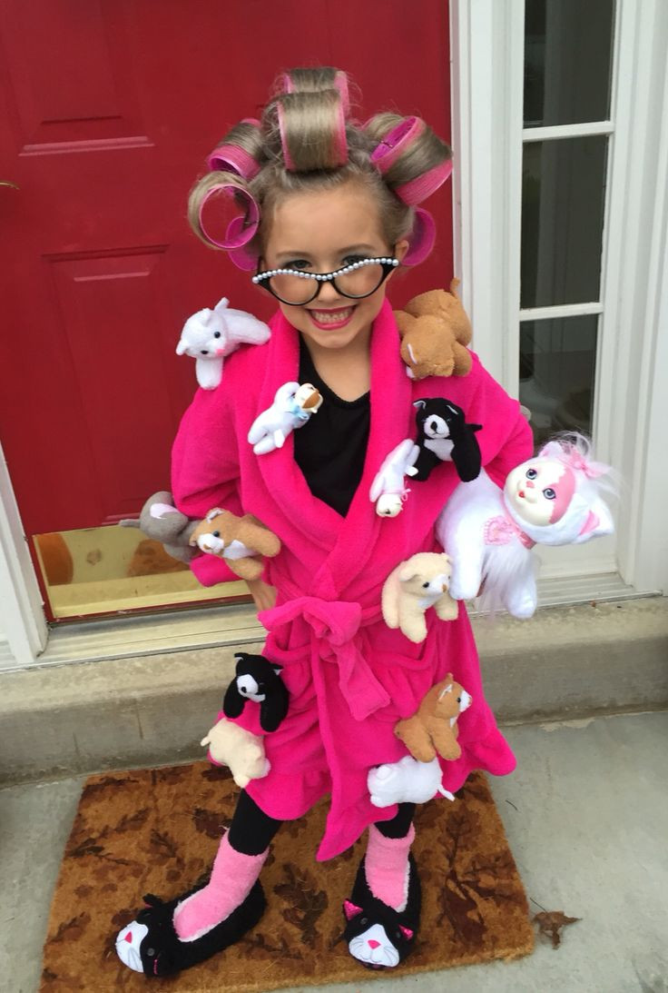 DIY Cat Costume For Adults
 Over 40 of the BEST Homemade Halloween Costumes for Babies