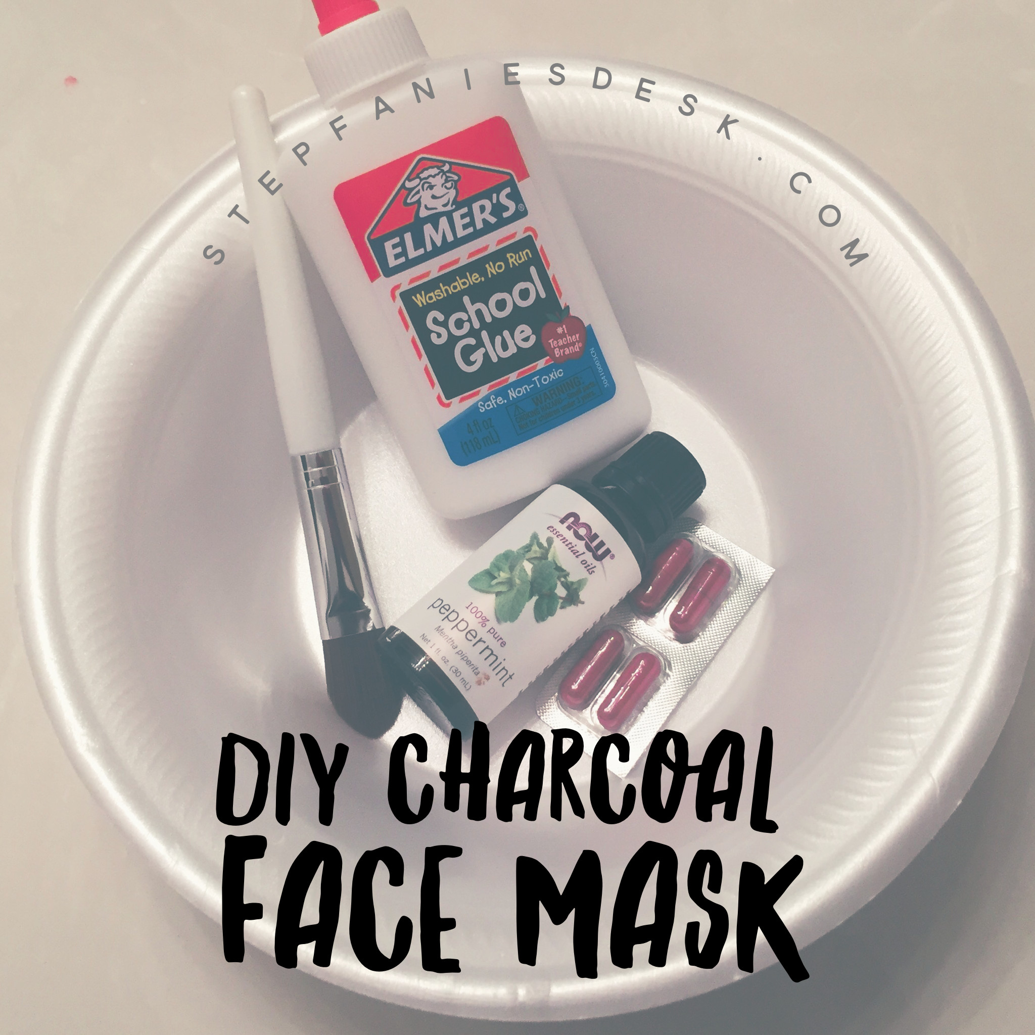 DIY Charcoal Mask With Glue
 DIY Charcoal Face Mask
