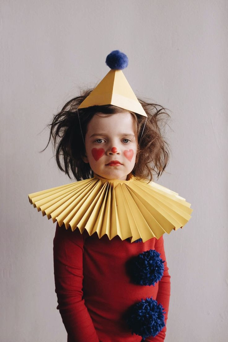 DIY Clown Costumes
 78 Best images about PlayHouse Halloween on Pinterest