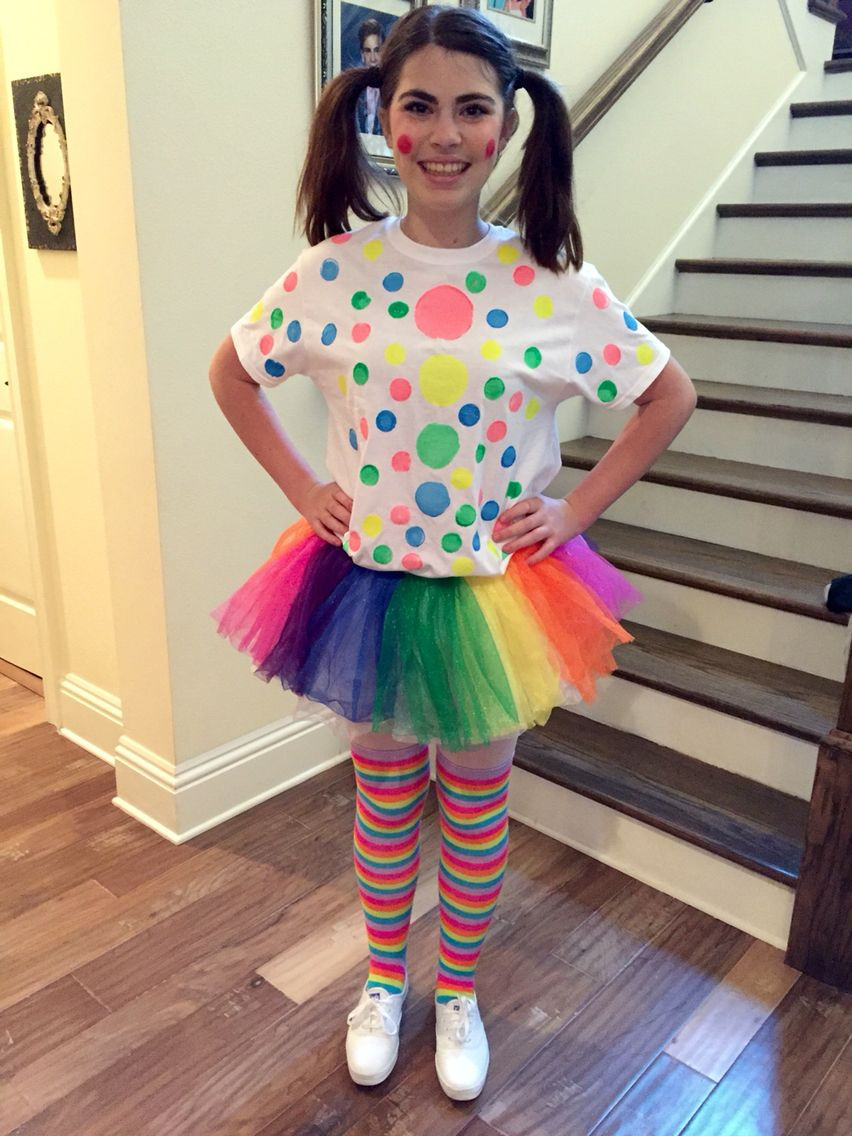 DIY Clown Costumes
 Cute female clown diy costume