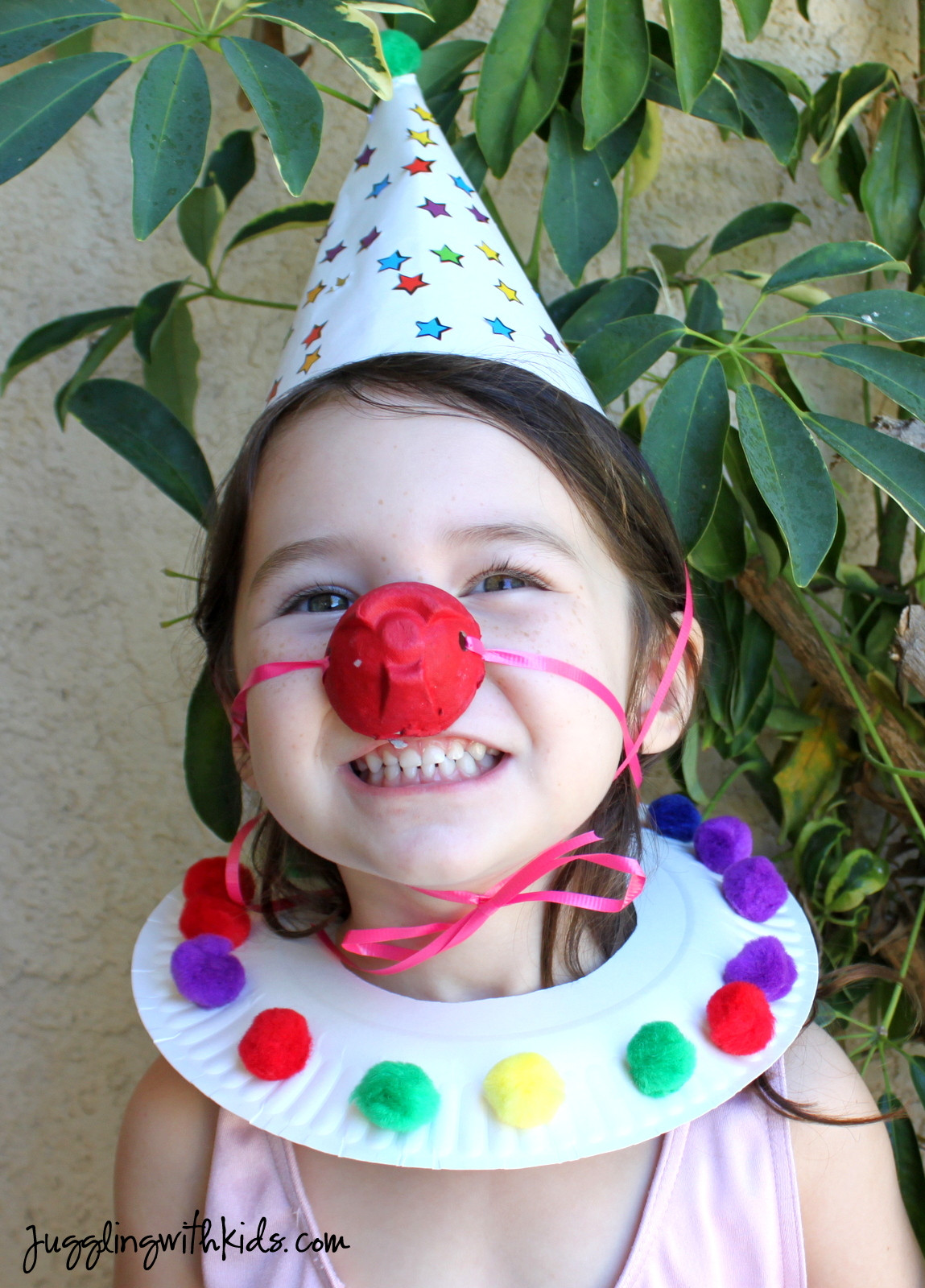 DIY Clown Costumes
 Clowning Around Clown Costume – Juggling With Kids