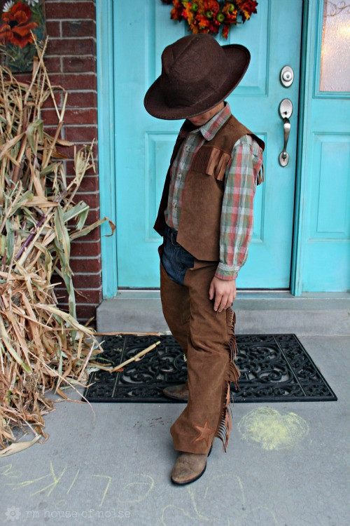 DIY Cowboy Costume
 House of Noise I mean boys DIY Kids Costume Cowboy