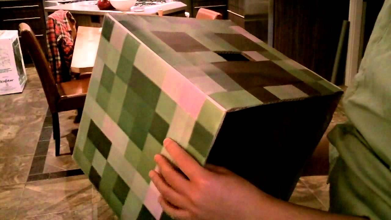 DIY Creeper Costume
 Homemade Minecraft Creeper Costume Beautiful Construction