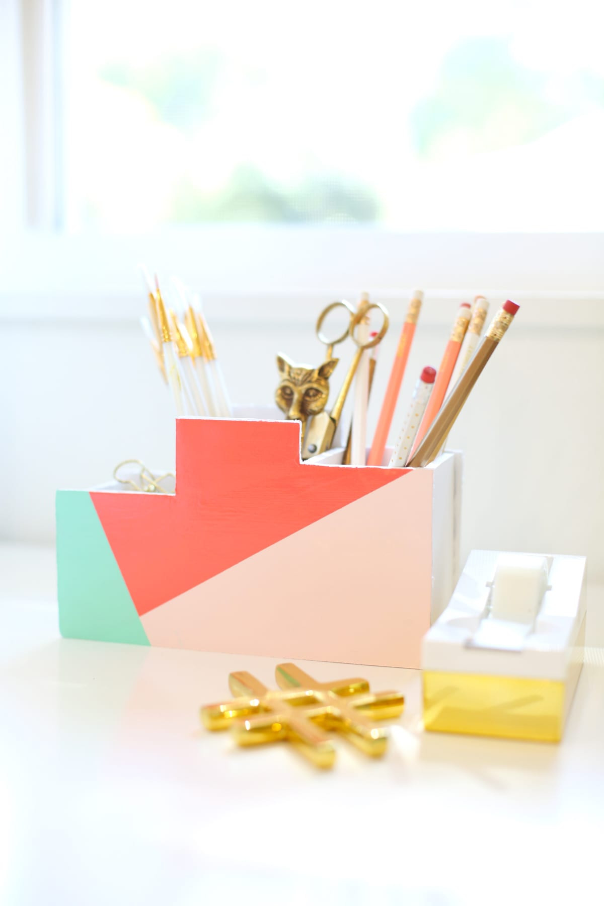 DIY Desk Organization
 DIY Back to School Desk Organizer Lovely Indeed